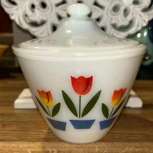 Vintage 40's Fire King Anchor Hocking Tulip Pattern Grease Jar Lidded Dish 5 x 5